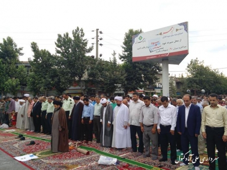 شرکت رئیس  ، اعضاء شورای اسلامی شهر ، شهردار و پرسنل شهرداری در نماز عید سعید فطر
